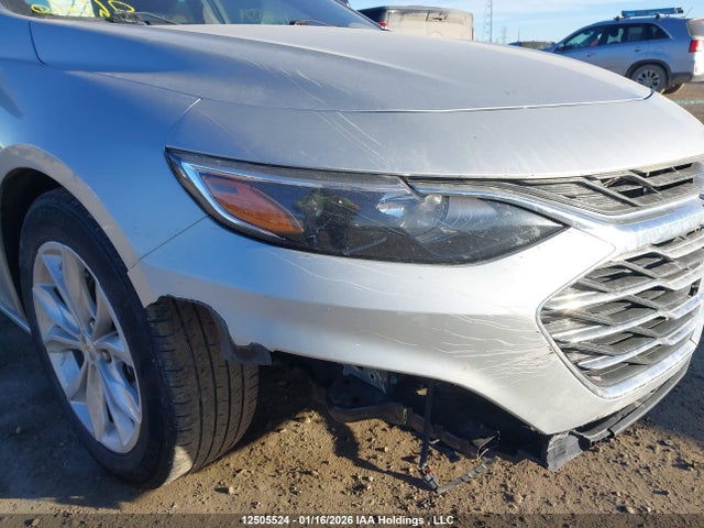 1G1ZD5ST4NF140646 Chevrolet MALIBU LT