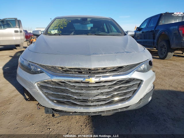1G1ZD5ST4NF140646 Chevrolet MALIBU LT