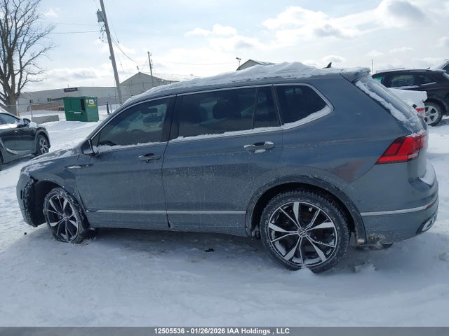 3VV4B7AX6RM168754 Volkswagen Tiguan Highline R-line