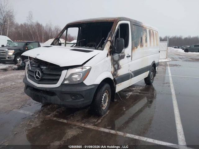 Mercedes-Benz Sprinter 2500 Standard Roof 2015 WD3BE7DC3F5968686 Image 2