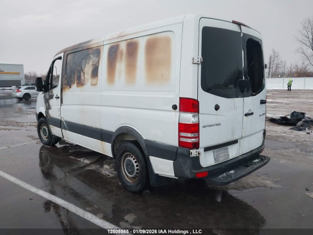Mercedes-Benz Sprinter 2500 Standard Roof 2015 WD3BE7DC3F5968686 Image 3