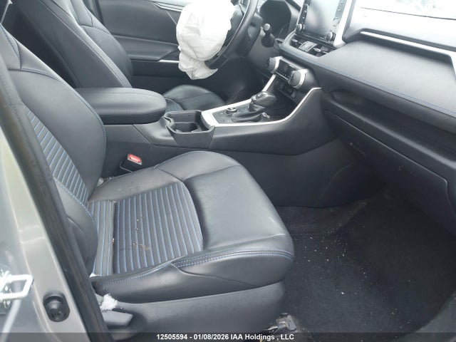 2T3RWRFV9MW121849 Toyota Rav4 Hybrid Xle
