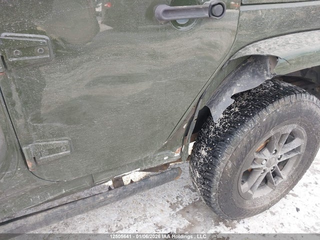 1C4BJWEG4GL237954 Jeep Wrangler Unlimited Sahara