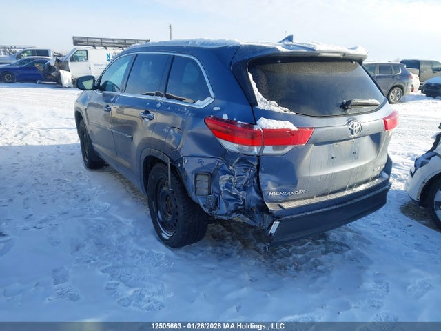 5TDJZRFHXJS840359 Toyota Highlander Se/xle