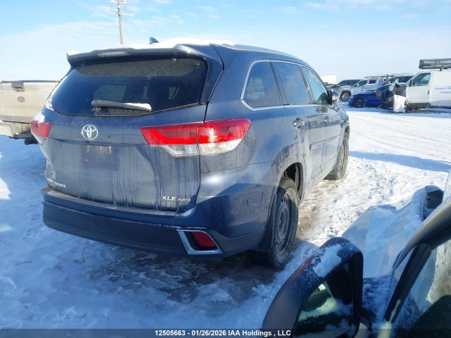 5TDJZRFHXJS840359 Toyota Highlander Se/xle