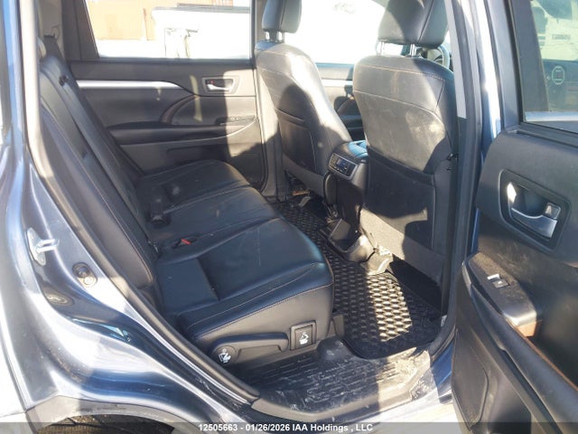 5TDJZRFHXJS840359 Toyota Highlander Se/xle
