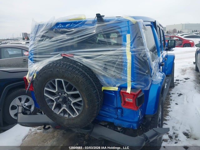 1C4PJXEG9SW627600 Jeep Wrangler Sahara