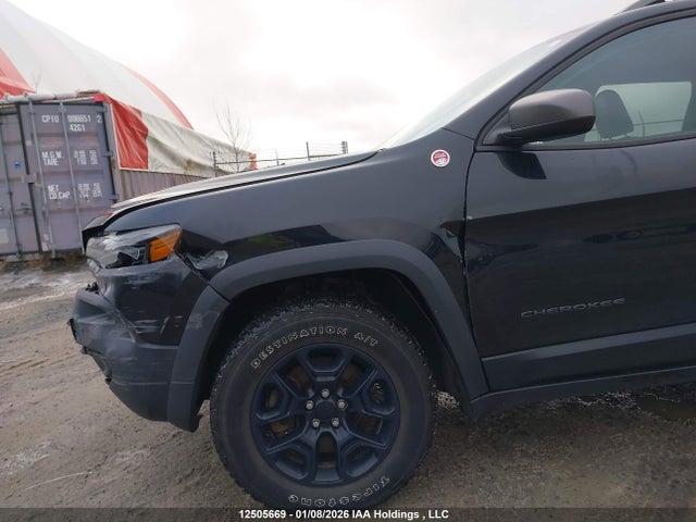 12505669 :رقم المزاد ، 1C4PJMBN1LD640226 vin ، 2020 Jeep Cherokee Trailhawk مزاد بيع