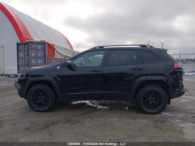 12505669 :رقم المزاد ، 1C4PJMBN1LD640226 vin ، 2020 Jeep Cherokee Trailhawk مزاد بيع