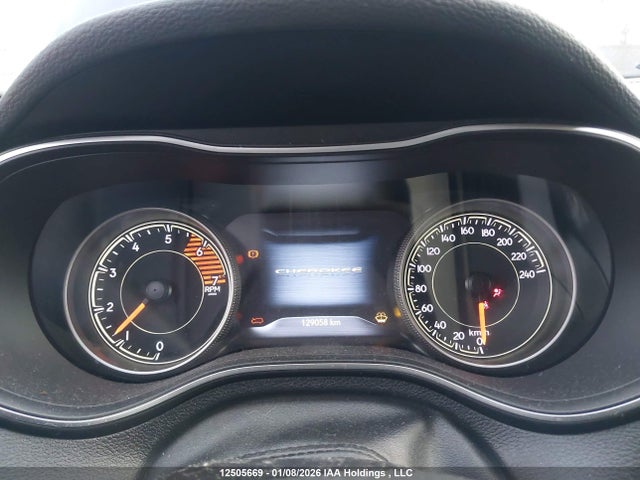 12505669 :رقم المزاد ، 1C4PJMBN1LD640226 vin ، 2020 Jeep Cherokee Trailhawk مزاد بيع
