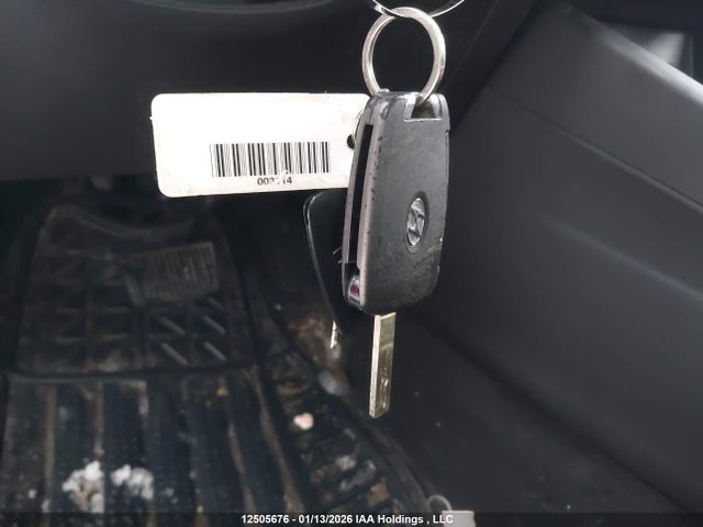12505676 :رقم المزاد ، KMHRB8A35MU080611 vin ، 2021 Hyundai Venue Essential Auto Ivt With Two-tone Body Colour مزاد بيع