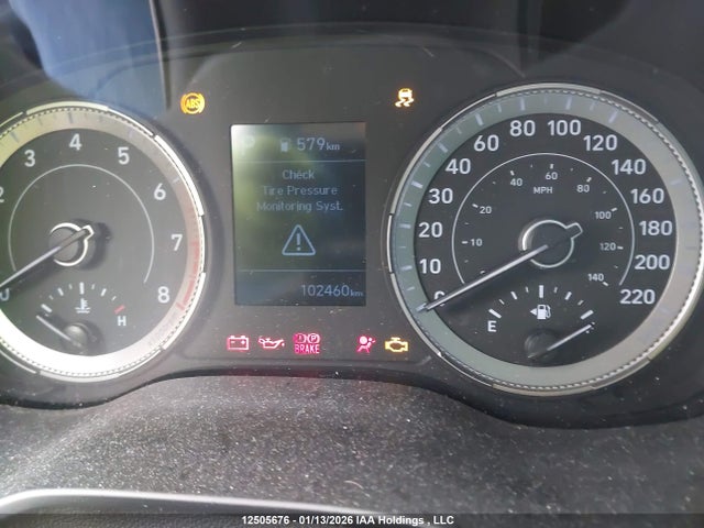 12505676 :رقم المزاد ، KMHRB8A35MU080611 vin ، 2021 Hyundai Venue Essential Auto Ivt With Two-tone Body Colour مزاد بيع