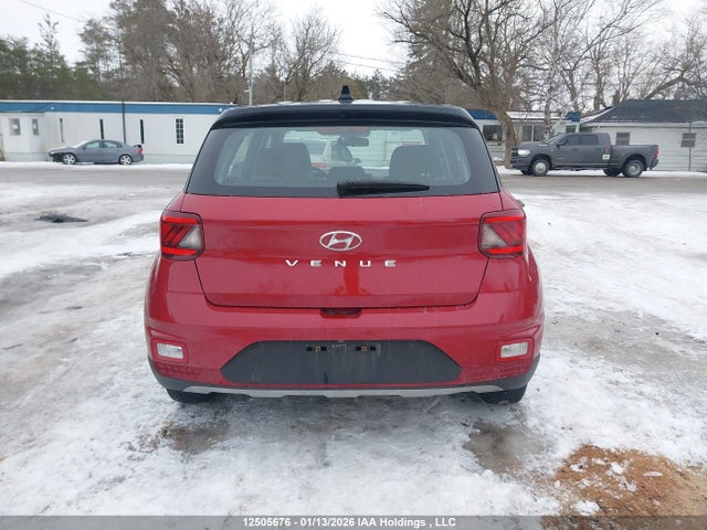 12505676 :رقم المزاد ، KMHRB8A35MU080611 vin ، 2021 Hyundai Venue Essential Auto Ivt With Two-tone Body Colour مزاد بيع