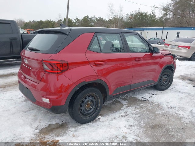12505676 :رقم المزاد ، KMHRB8A35MU080611 vin ، 2021 Hyundai Venue Essential Auto Ivt With Two-tone Body Colour مزاد بيع