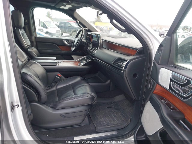 5LMJJ3LT1JEL05755 Lincoln Navigator L/reserve