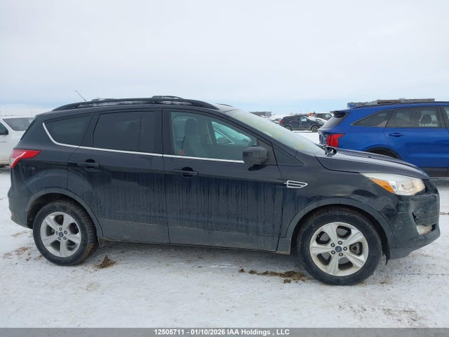 1FMCU9GX7FUB76503 Ford ESCAPE SE