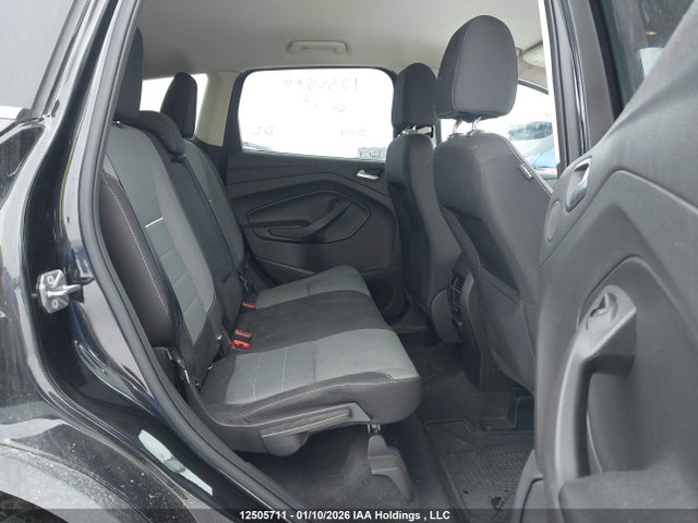 1FMCU9GX7FUB76503 Ford ESCAPE SE