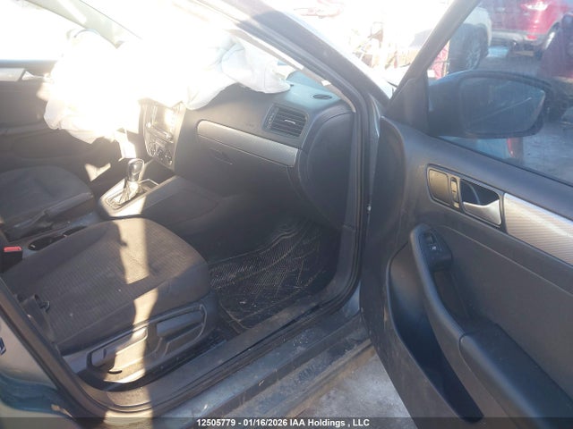 3VW2K7AJ1FM204490 Volkswagen Jetta 2.0l Trendline/2.0l Trendline+