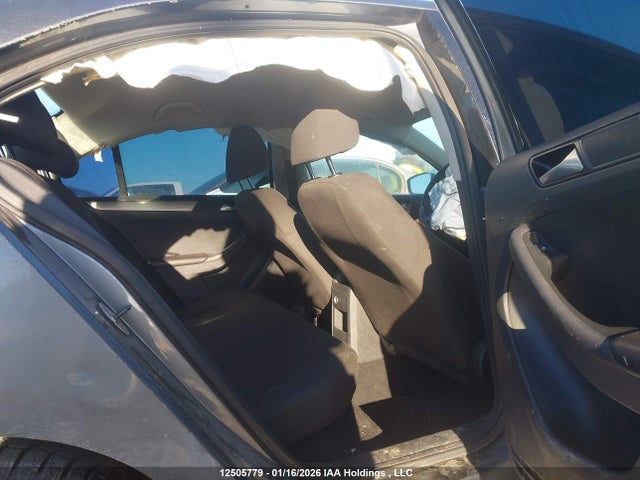 3VW2K7AJ1FM204490 Volkswagen Jetta 2.0l Trendline/2.0l Trendline+