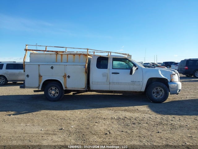 Продажа на аукционе авто 2008 Chevrolet Silverado C2500 Heavy Duty, vin: 1GBHC29K38E187327, номер лота: 12505823