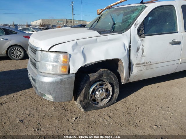 Продажа на аукционе авто 2008 Chevrolet Silverado C2500 Heavy Duty, vin: 1GBHC29K38E187327, номер лота: 12505823