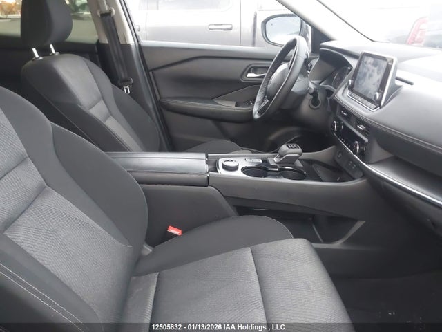 JN8BT3BB9SW163623 Nissan Rogue Sv/rc
