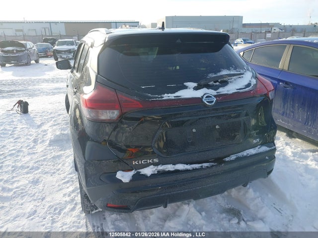 12505842 :رقم المزاد ، 3N1CP5DV6ML524101 vin ، 2021 Nissan Kicks مزاد بيع