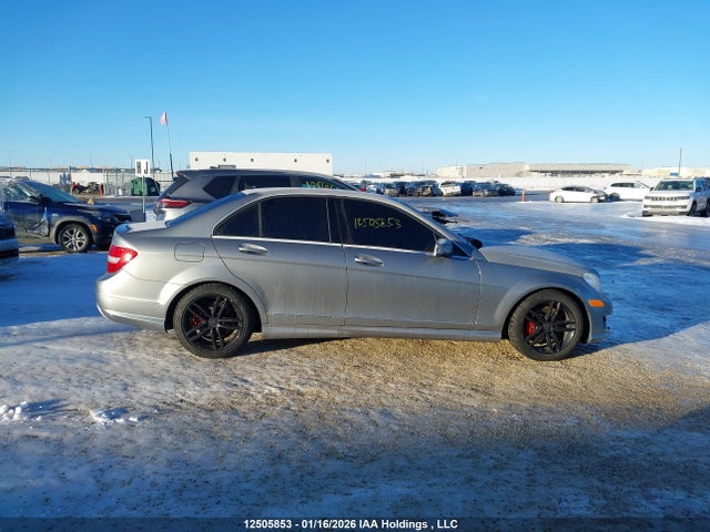 WDDGF8AB5EG170385 Mercedes-Benz C 300 4matic
