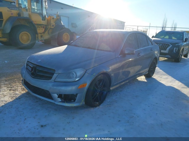 WDDGF8AB5EG170385 Mercedes-Benz C 300 4matic