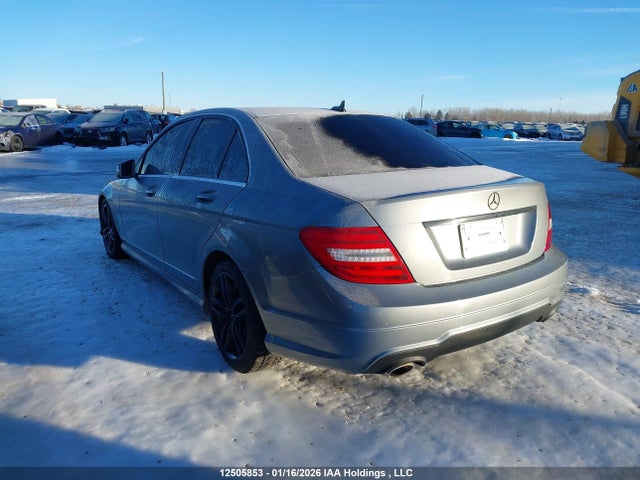 WDDGF8AB5EG170385 Mercedes-Benz C 300 4matic