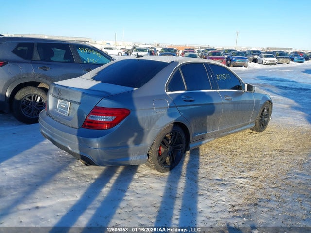 WDDGF8AB5EG170385 Mercedes-Benz C 300 4matic