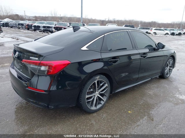 2HGFE1F92RH000521 Honda Civic Touring