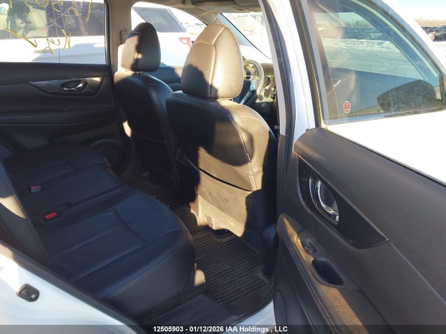 5N1AT2MV5FC880368 Nissan Rogue S/sl/sv