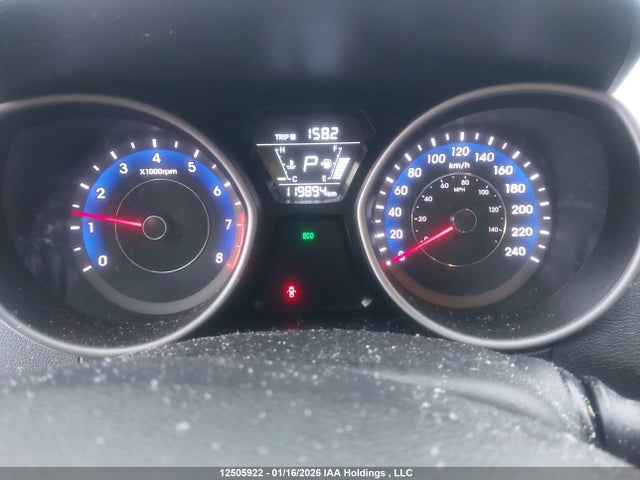 KMHDH4AH0FU236652 Hyundai Elantra Limited