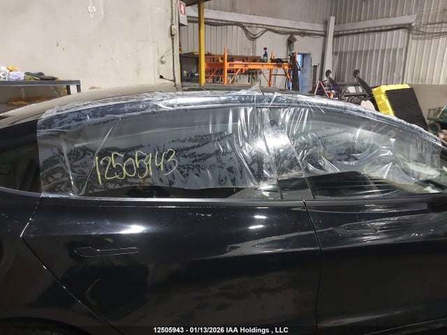 5YJ3E1EA1NF332267 Tesla MODEL 3