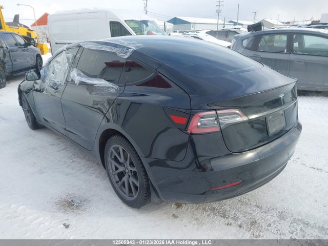 5YJ3E1EA1NF332267 Tesla MODEL 3