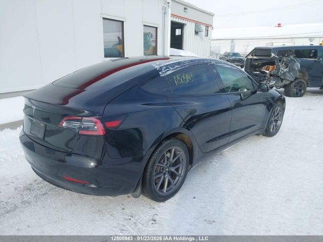 5YJ3E1EA1NF332267 Tesla MODEL 3