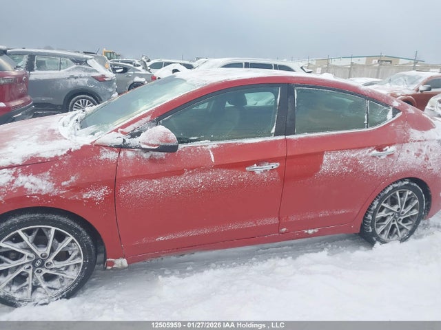 2020 Hyundai Elantra Ultimate მანქანა იყიდება აუქციონზე, vin: KMHD84LF3LU110213, აუქციონის ნომერი: 12505959