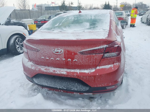 2020 Hyundai Elantra Ultimate მანქანა იყიდება აუქციონზე, vin: KMHD84LF3LU110213, აუქციონის ნომერი: 12505959