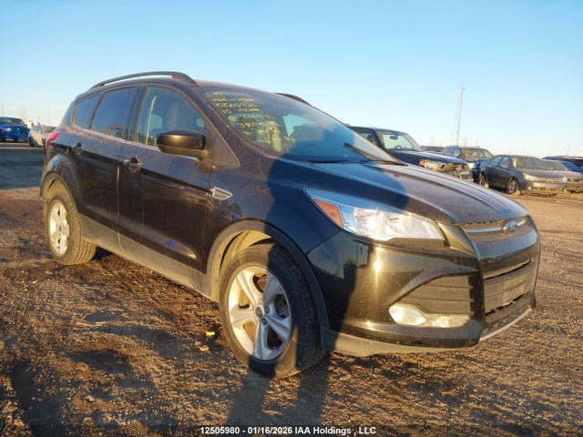 1FMCU9GX4FUB66446 Ford ESCAPE SE