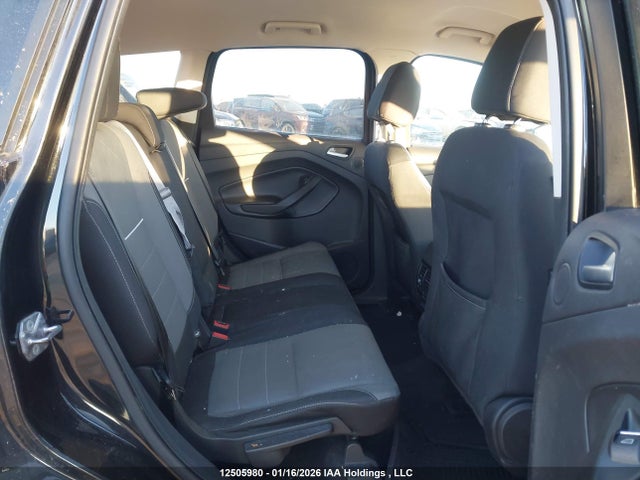 1FMCU9GX4FUB66446 Ford ESCAPE SE