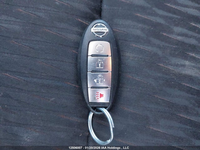 Продажа на аукционе авто 2017 Nissan Rogue S/sl Platinum/sv, vin: 5N1AT2MVXHC838250, номер лота: 12506007
