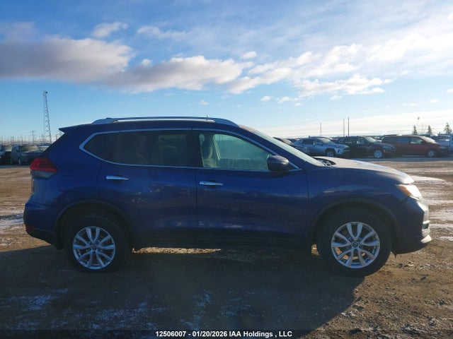 Продажа на аукционе авто 2017 Nissan Rogue S/sl Platinum/sv, vin: 5N1AT2MVXHC838250, номер лота: 12506007