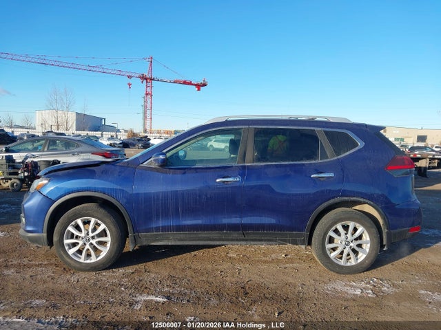 Продажа на аукционе авто 2017 Nissan Rogue S/sl Platinum/sv, vin: 5N1AT2MVXHC838250, номер лота: 12506007