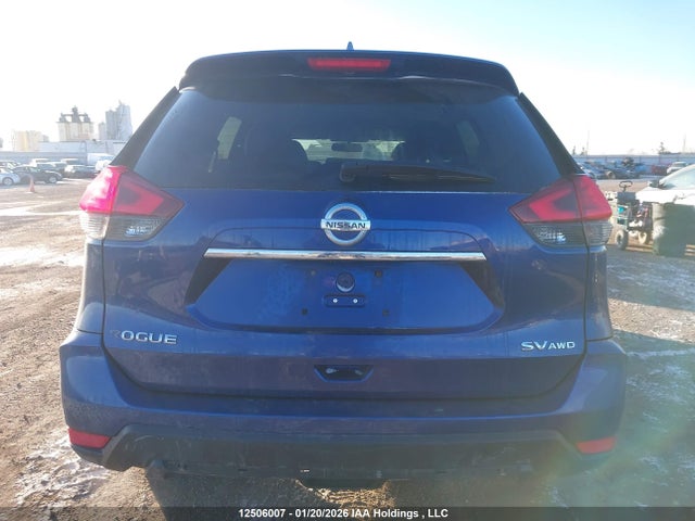 Продажа на аукционе авто 2017 Nissan Rogue S/sl Platinum/sv, vin: 5N1AT2MVXHC838250, номер лота: 12506007