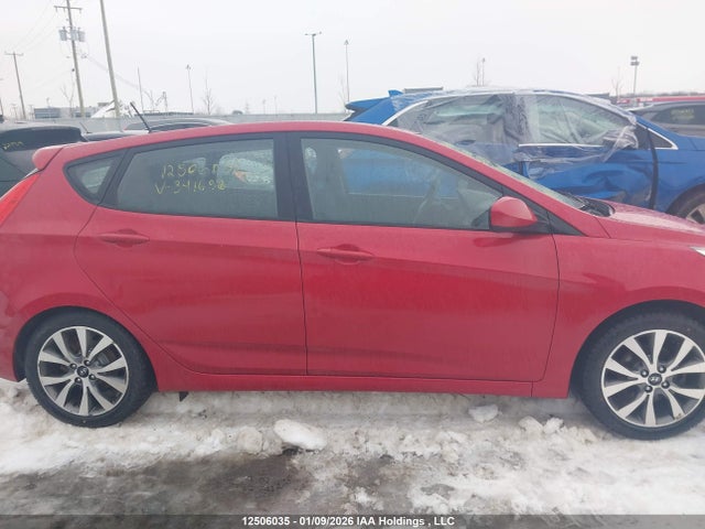 KMHCT5AE0HU341698 Hyundai ACCENT SE