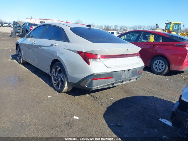 KMHLM4DG3SU063648 Hyundai Elantra Preferred W/tech Package