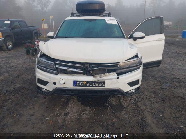 3VV4B7AX1KM136512 Volkswagen Tiguan Sel Premium/sel Premium R-line