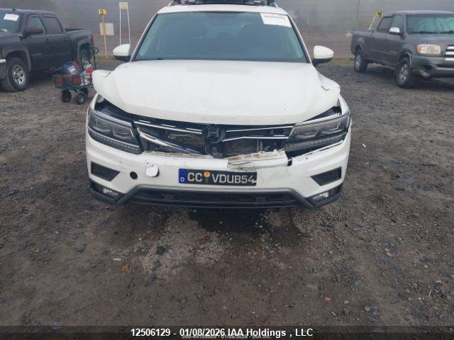 3VV4B7AX1KM136512 Volkswagen Tiguan Sel Premium/sel Premium R-line