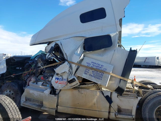 4V4NC9EH3PN325954 Volvo VNL
